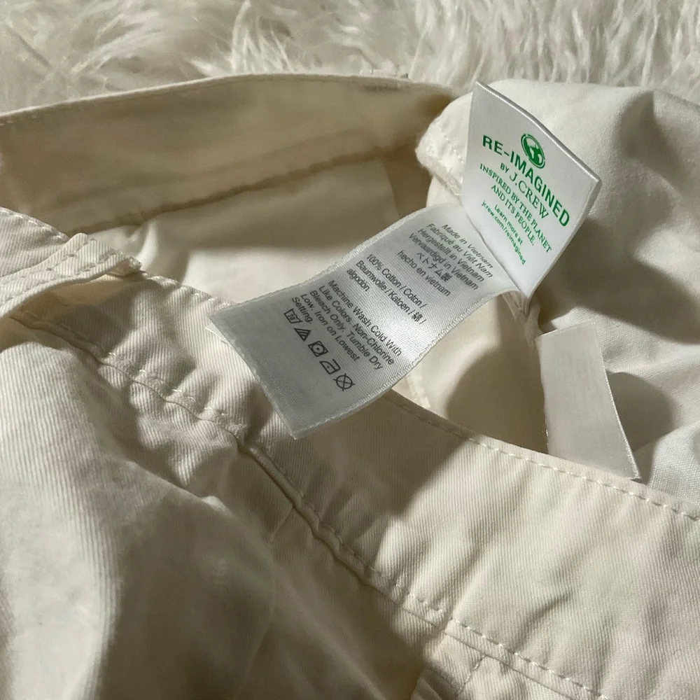 J Crew Pleated Slouchy Boyfriend Chino Pant in‎ Ivory